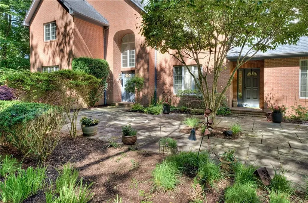 137 Signal Ridge Way East Greenwich RI 02818