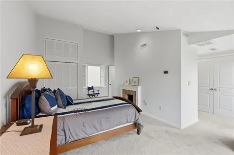 31 Seabreeze Lane Bristol RI 02809