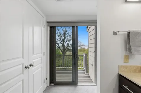 31 Seabreeze Lane Bristol RI 02809