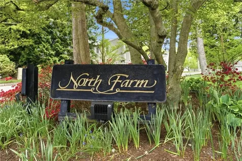 31 Seabreeze Lane Bristol RI 02809