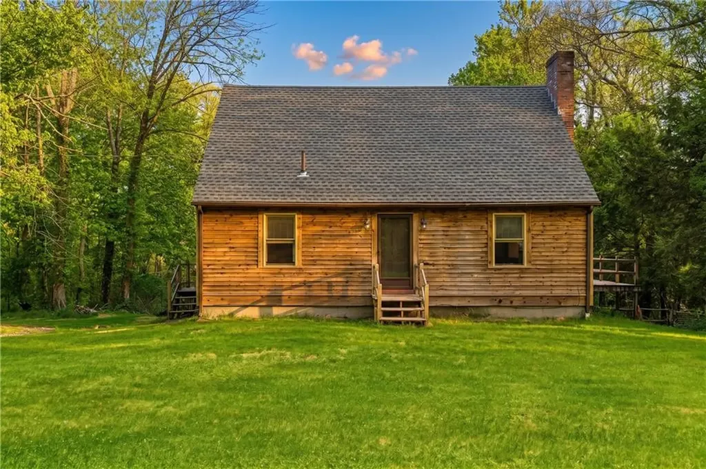 2535 Wallum Lake Road Burrillville RI 02859
