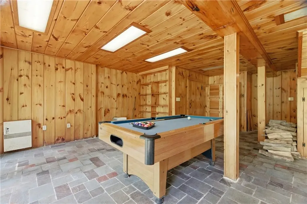 2535 Wallum Lake Road Burrillville RI 02859