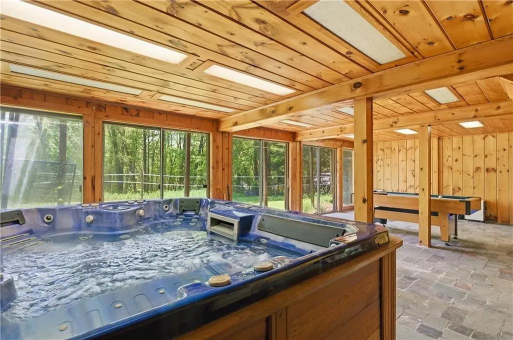 2535 Wallum Lake Road Burrillville RI 02859