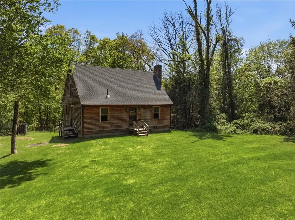 2535 Wallum Lake Road Burrillville RI 02859