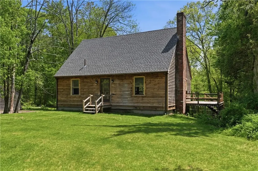 2535 Wallum Lake Road Burrillville RI 02859