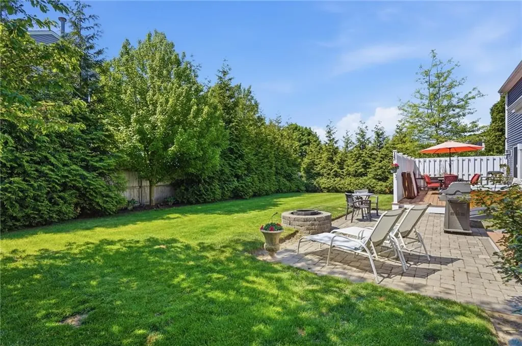 34 Brooks Farm Drive Bristol RI 02809