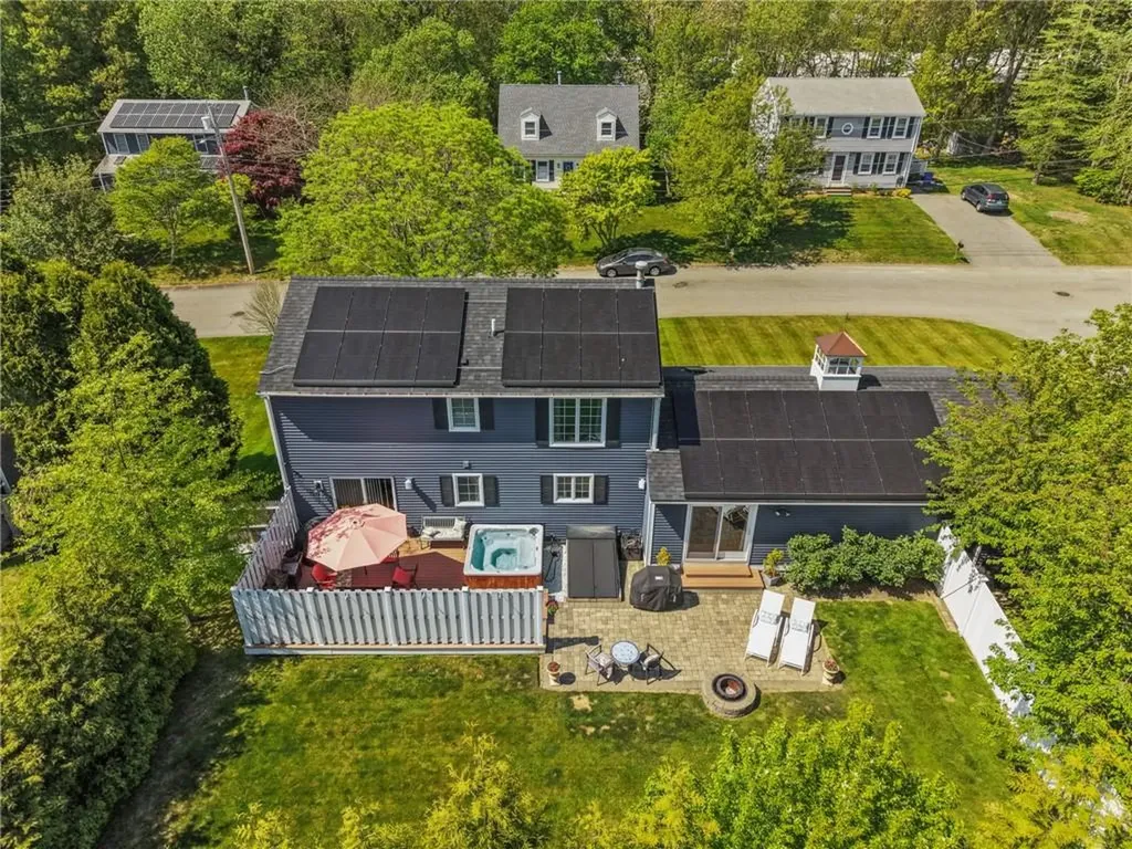 34 Brooks Farm Drive Bristol RI 02809