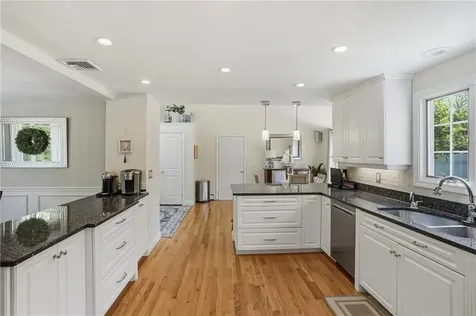34 Brooks Farm Drive Bristol RI 02809
