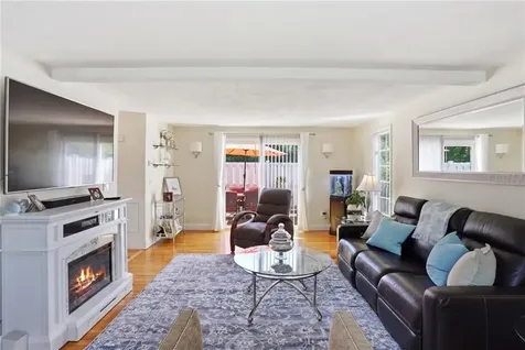 34 Brooks Farm Drive Bristol RI 02809