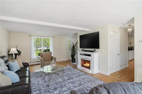 34 Brooks Farm Drive Bristol RI 02809