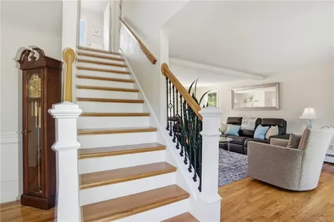 34 Brooks Farm Drive Bristol RI 02809