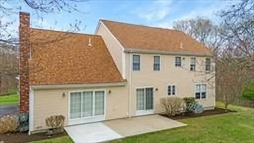 226 Tower Hill Road Cumberland RI 02864