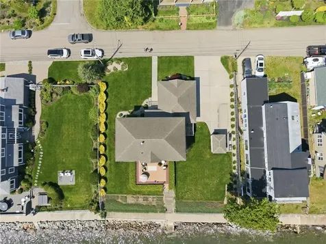 25 Narragansett Street North Kingstown RI 02852
