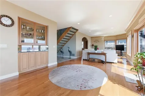 25 Narragansett Street North Kingstown RI 02852