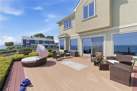 25 Narragansett Street North Kingstown RI 02852