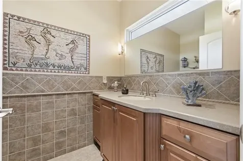 25 Narragansett Street North Kingstown RI 02852