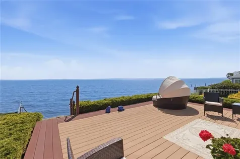 25 Narragansett Street North Kingstown RI 02852