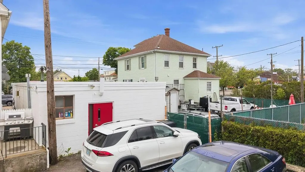 378 Warren Avenue East Providence RI 02914