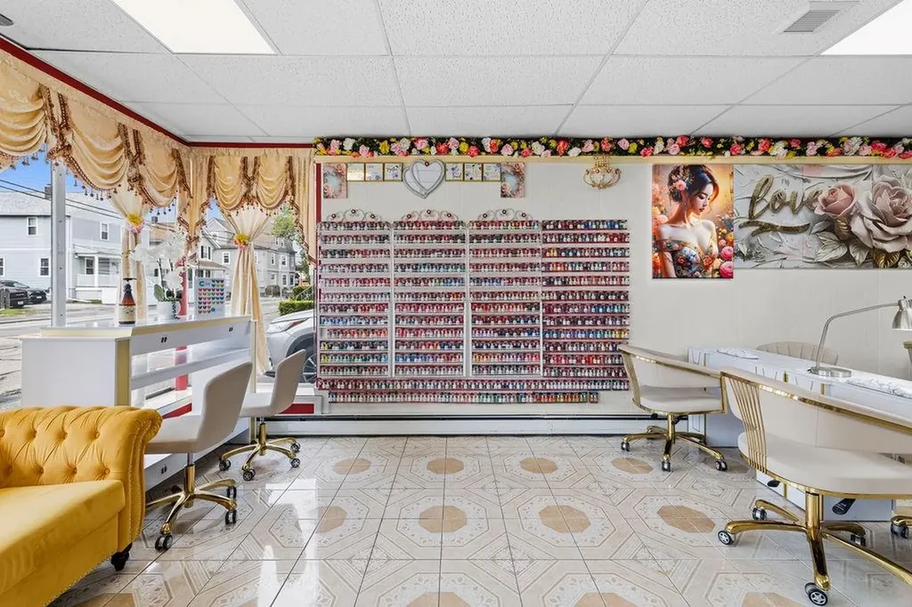 378 Warren Avenue East Providence RI 02914