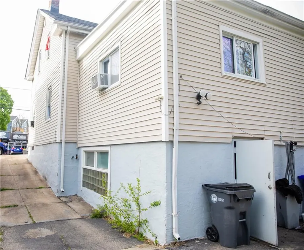 974 Manton Avenue Providence RI 02909