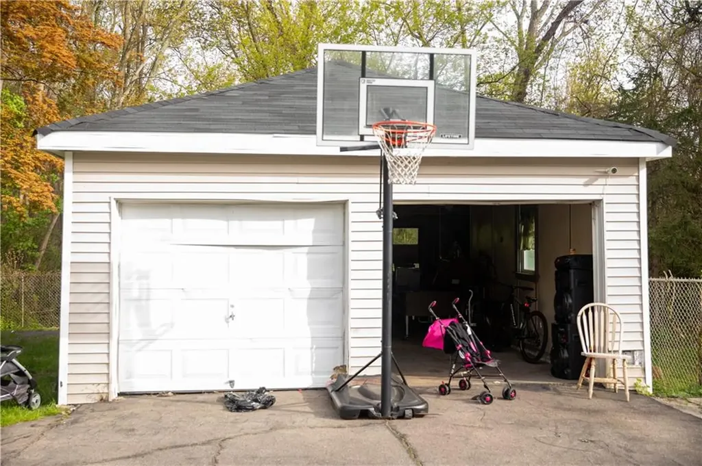 974 Manton Avenue Providence RI 02909
