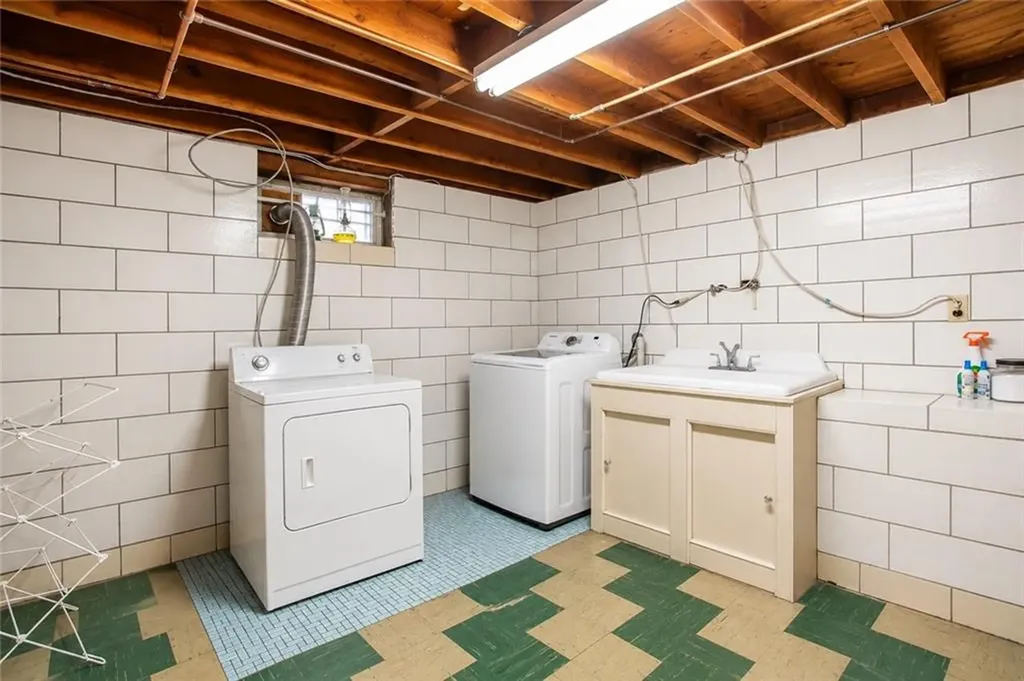 51 Beverly Ann Drive North Providence RI 02911