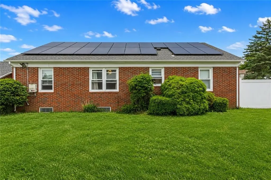 51 Beverly Ann Drive North Providence RI 02911