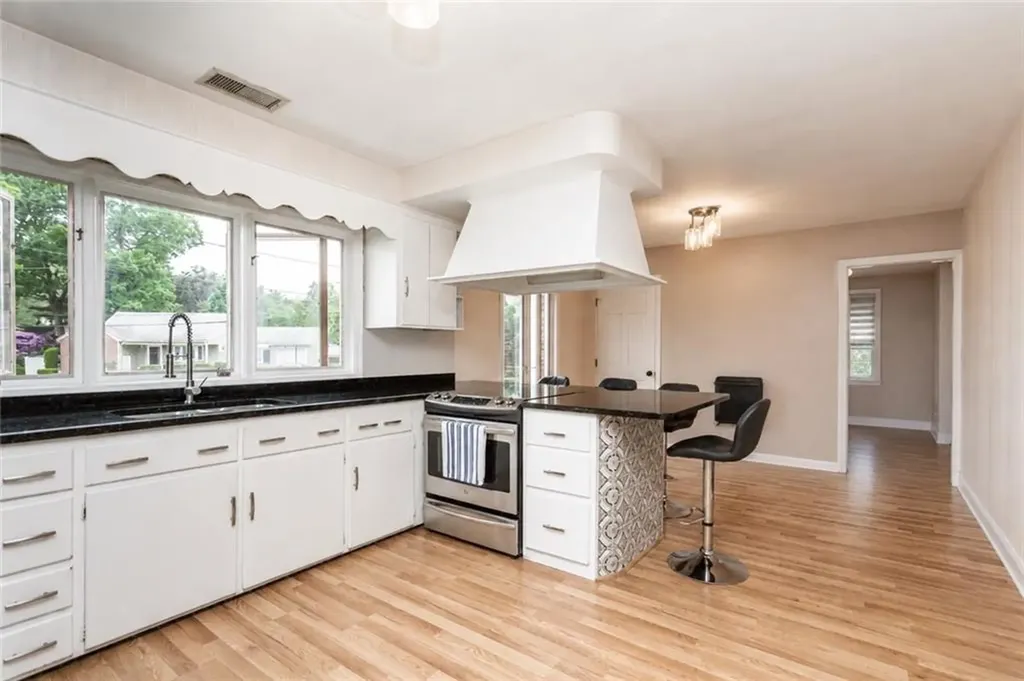 51 Beverly Ann Drive North Providence RI 02911