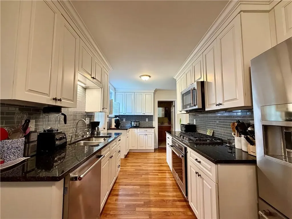 59 Clyde Street West Warwick RI 02893