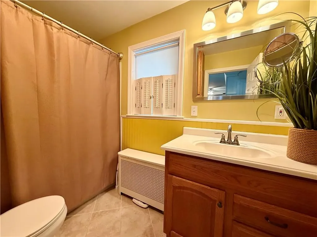 59 Clyde Street West Warwick RI 02893