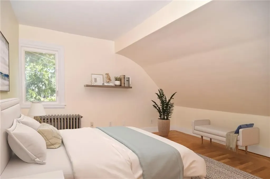 2915 Post Road Warwick RI 02886