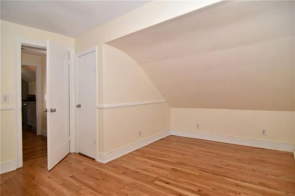 2915 Post Road Warwick RI 02886