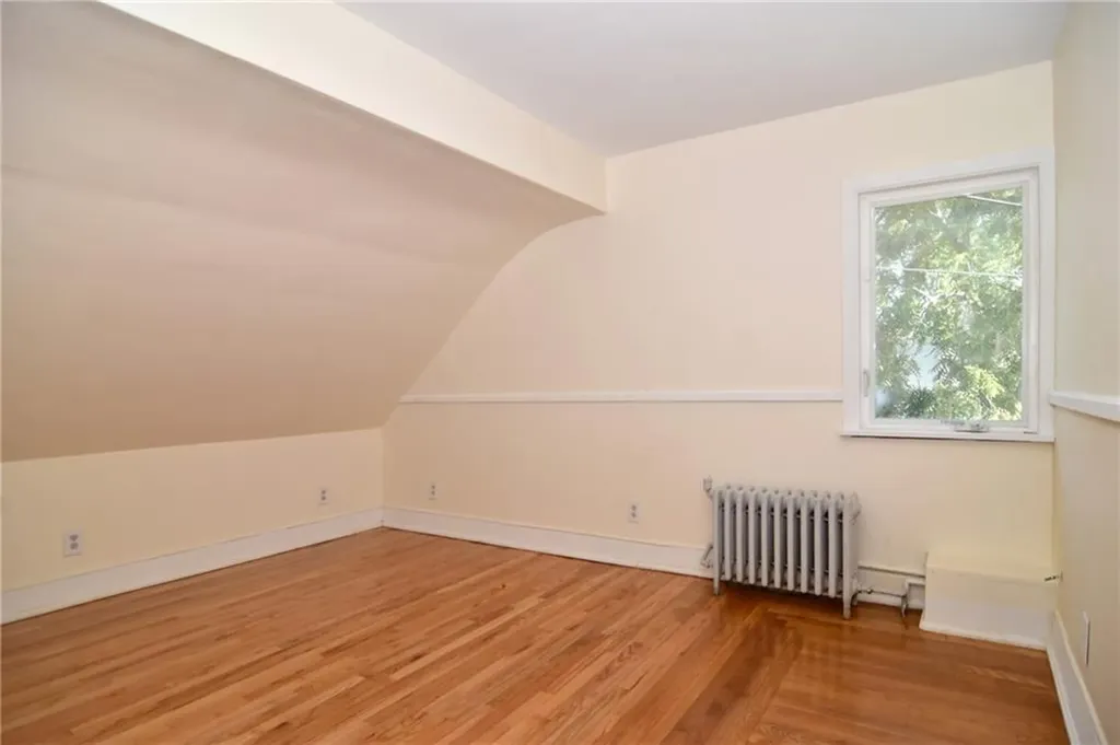 2915 Post Road Warwick RI 02886