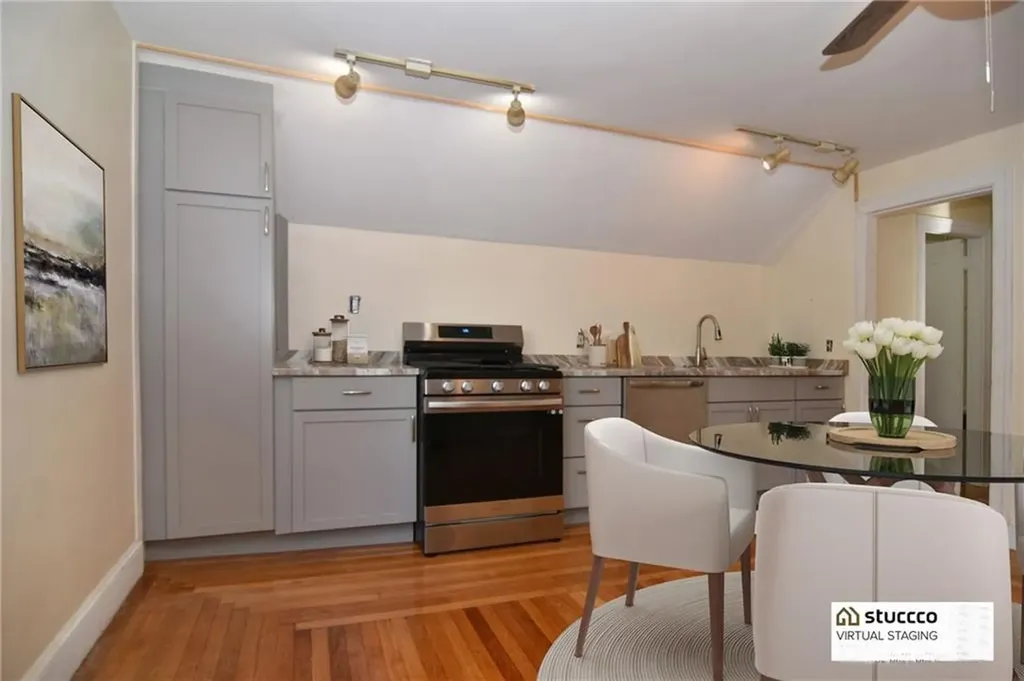 2915 Post Road Warwick RI 02886