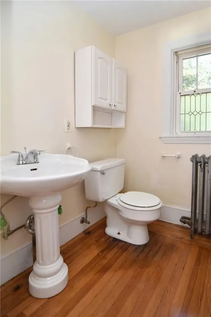 2915 Post Road Warwick RI 02886