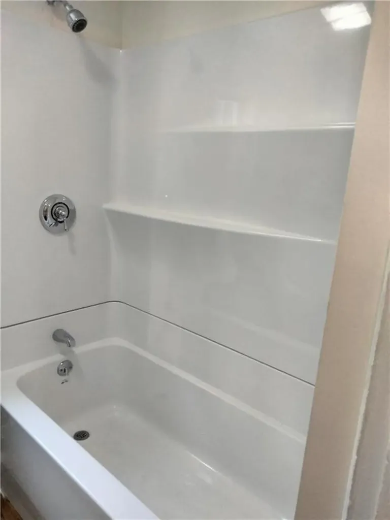 2915 Post Road Warwick RI 02886