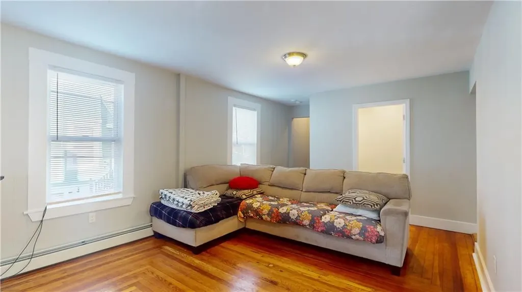127 3rd Avenue Woonsocket RI 02895