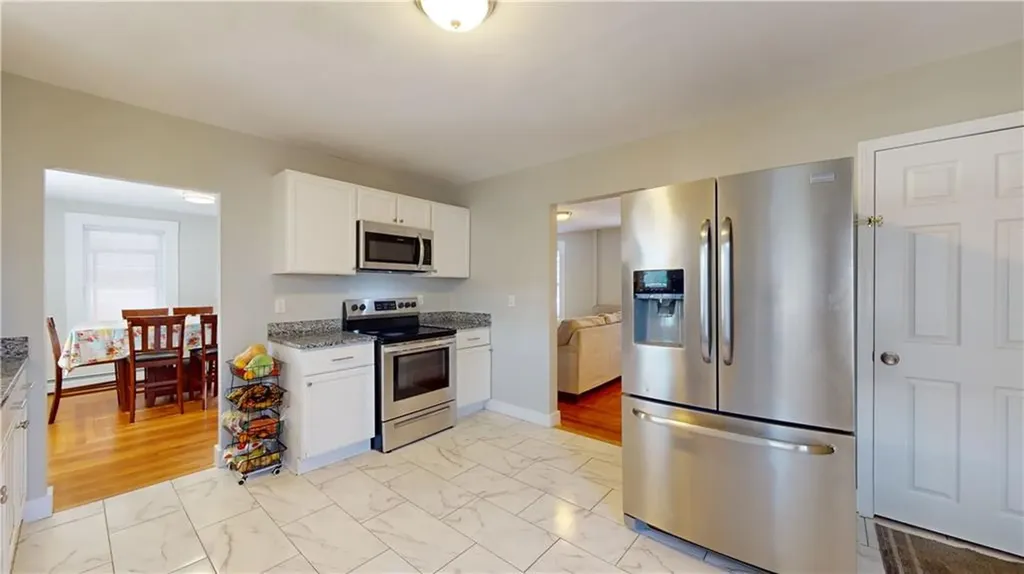 127 3rd Avenue Woonsocket RI 02895