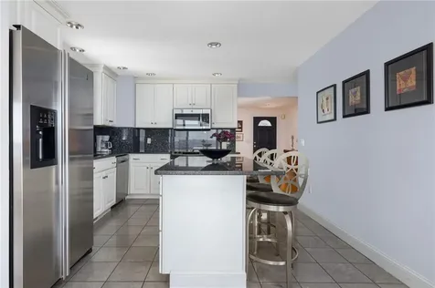 2 King Phillip Avenue Bristol RI 02809