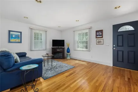 2 King Phillip Avenue Bristol RI 02809