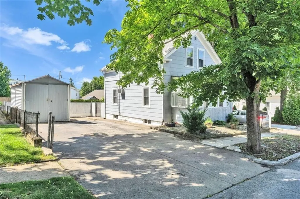 203 Farmington Avenue Cranston RI 02920