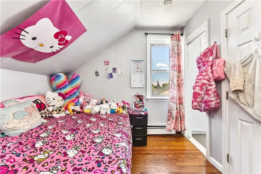203 Farmington Avenue Cranston RI 02920