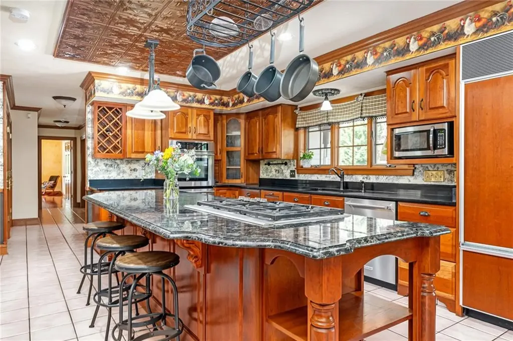 74 Oakwoods Drive South Kingstown RI 02879