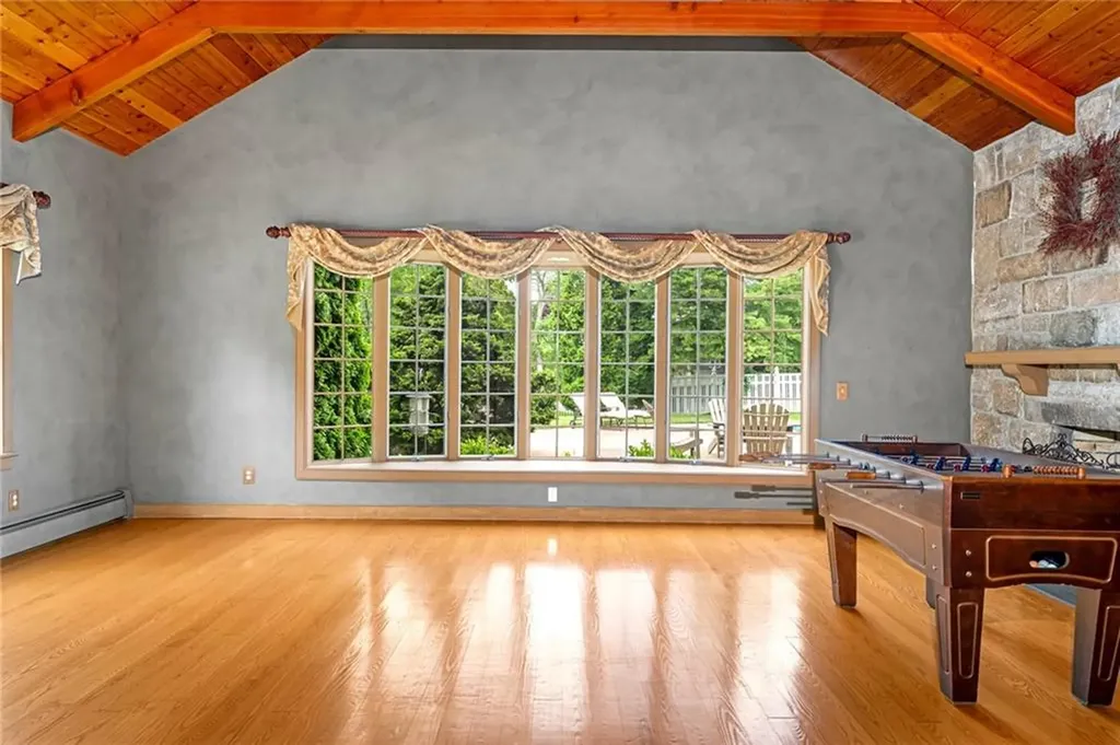 74 Oakwoods Drive South Kingstown RI 02879