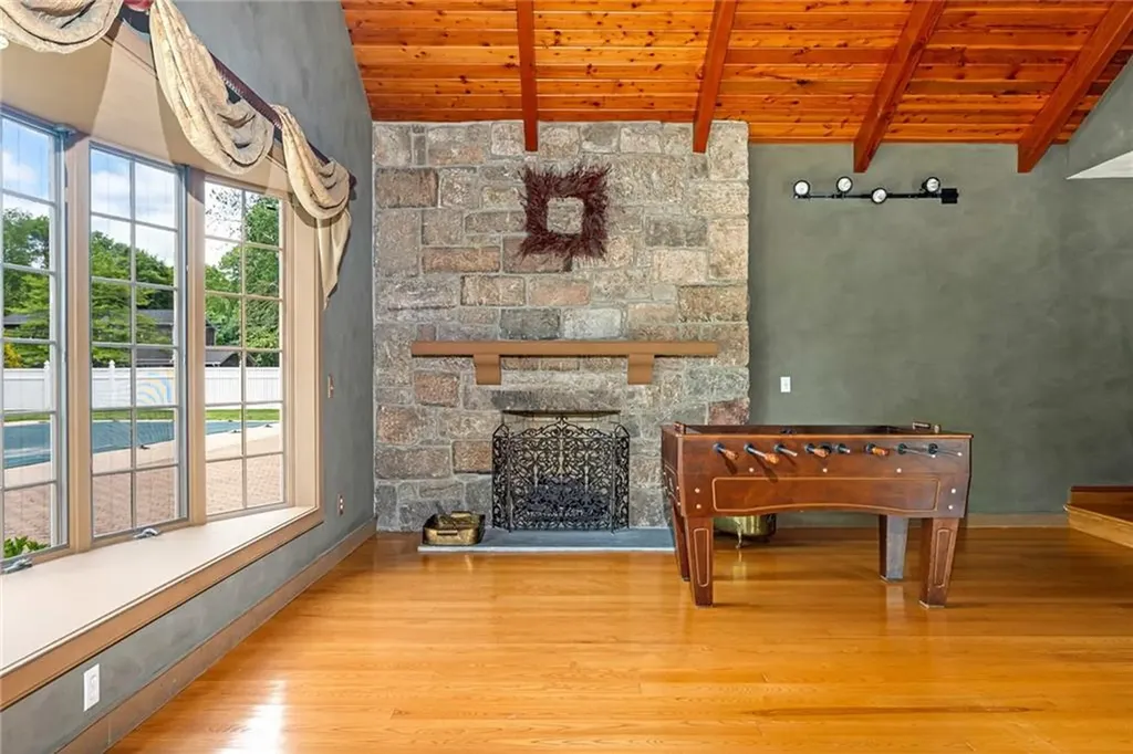74 Oakwoods Drive South Kingstown RI 02879