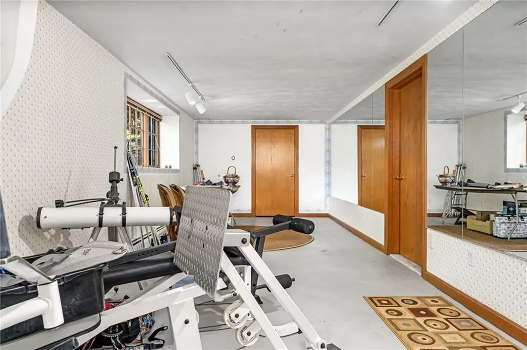 74 Oakwoods Drive South Kingstown RI 02879