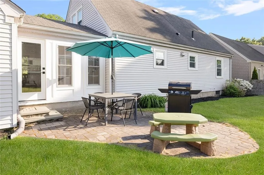 125 Fiske Avenue Cumberland RI 02864