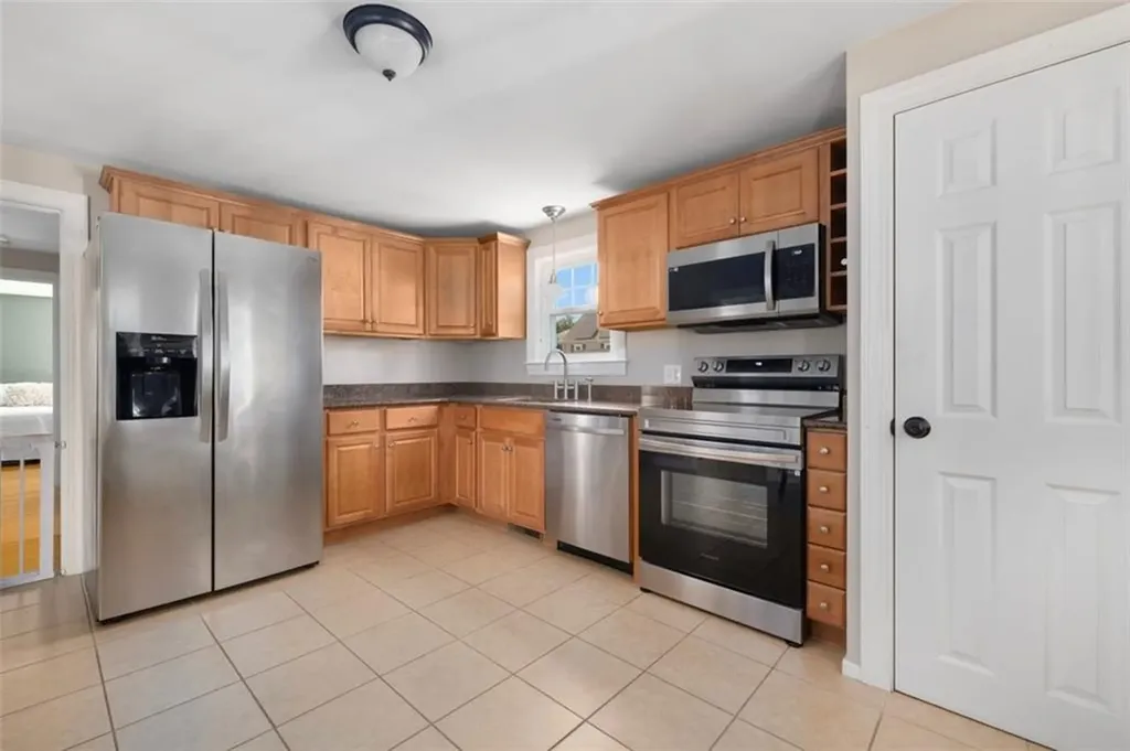 125 Fiske Avenue Cumberland RI 02864