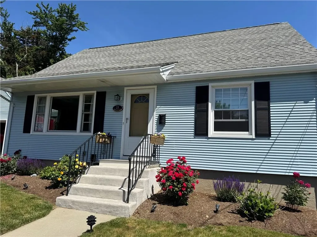 11 Bellevue Drive Cranston RI 02920