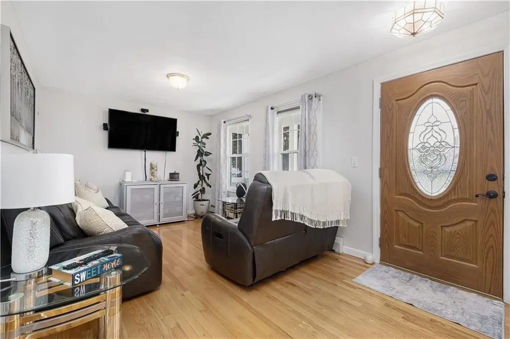 35 Gianna Drive Cranston RI 02921